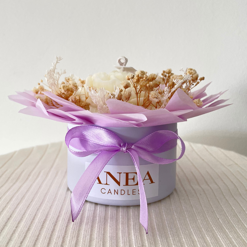 LILAC CANDLE FLOWER MINI BOUQUET