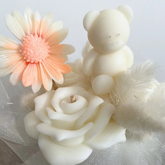 hancrafted romantic candles