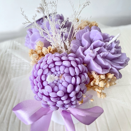 SOY CANDLE LILAC FLOWER BOUQUET 