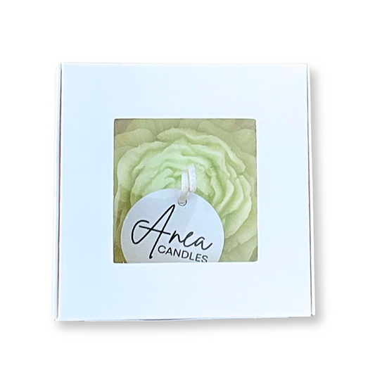 CHRYSANTHEMUM SNOW PIXIE CANDLE