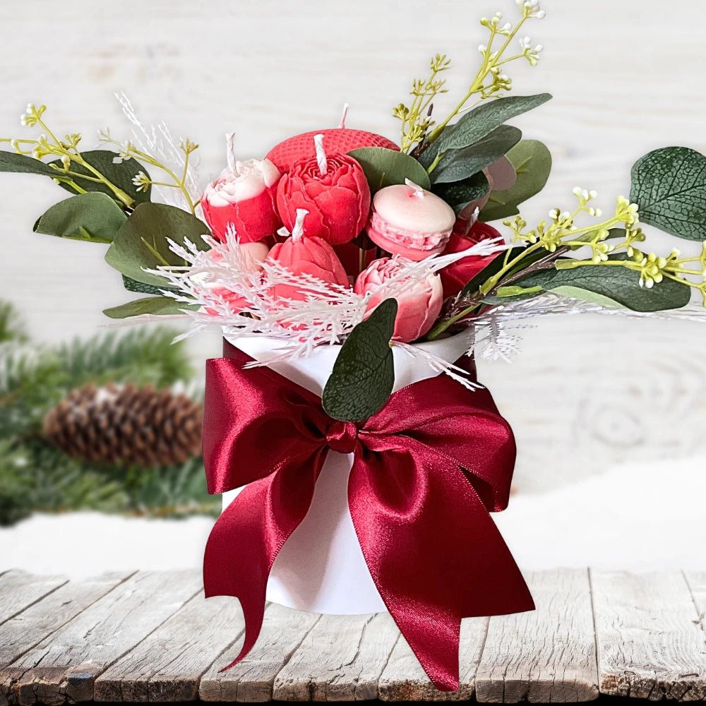 FOREST CHRISTMAS CANDLE BOUQUET