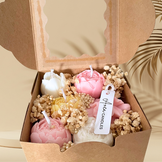 FLOWER GARDEN PINK & CREAM CANDLE GIFT BOX