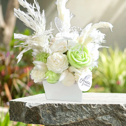 WHITE & GREEN PREMIUM CANDLE BOUQUET
