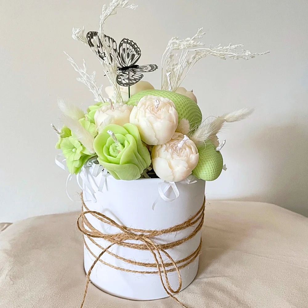 WHITE & GREEN CANDLE BOUQUET
